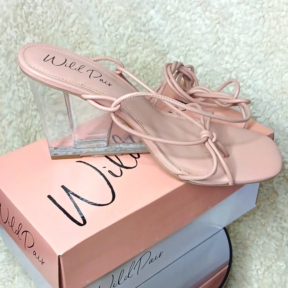 Wild Pair String/Tie Up Wedges